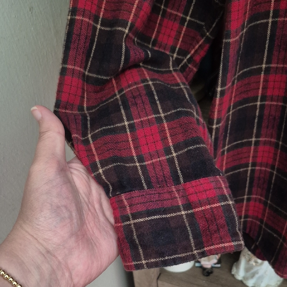 RedHead Red and Black Plaid Casual Shirt - Picture 5 of 7